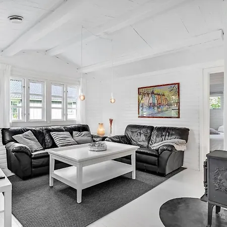 Stunning In With 3 Bedrooms And Wifi 펜션 하데르슬레우